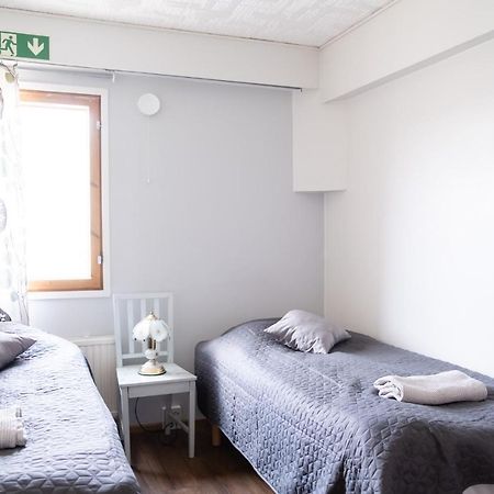 Bed & Breakfast Restaurang Sybarit Houtskar Eksteriør billede