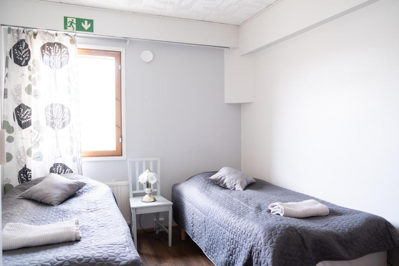 Bed & Breakfast Restaurang Sybarit Houtskar Eksteriør billede